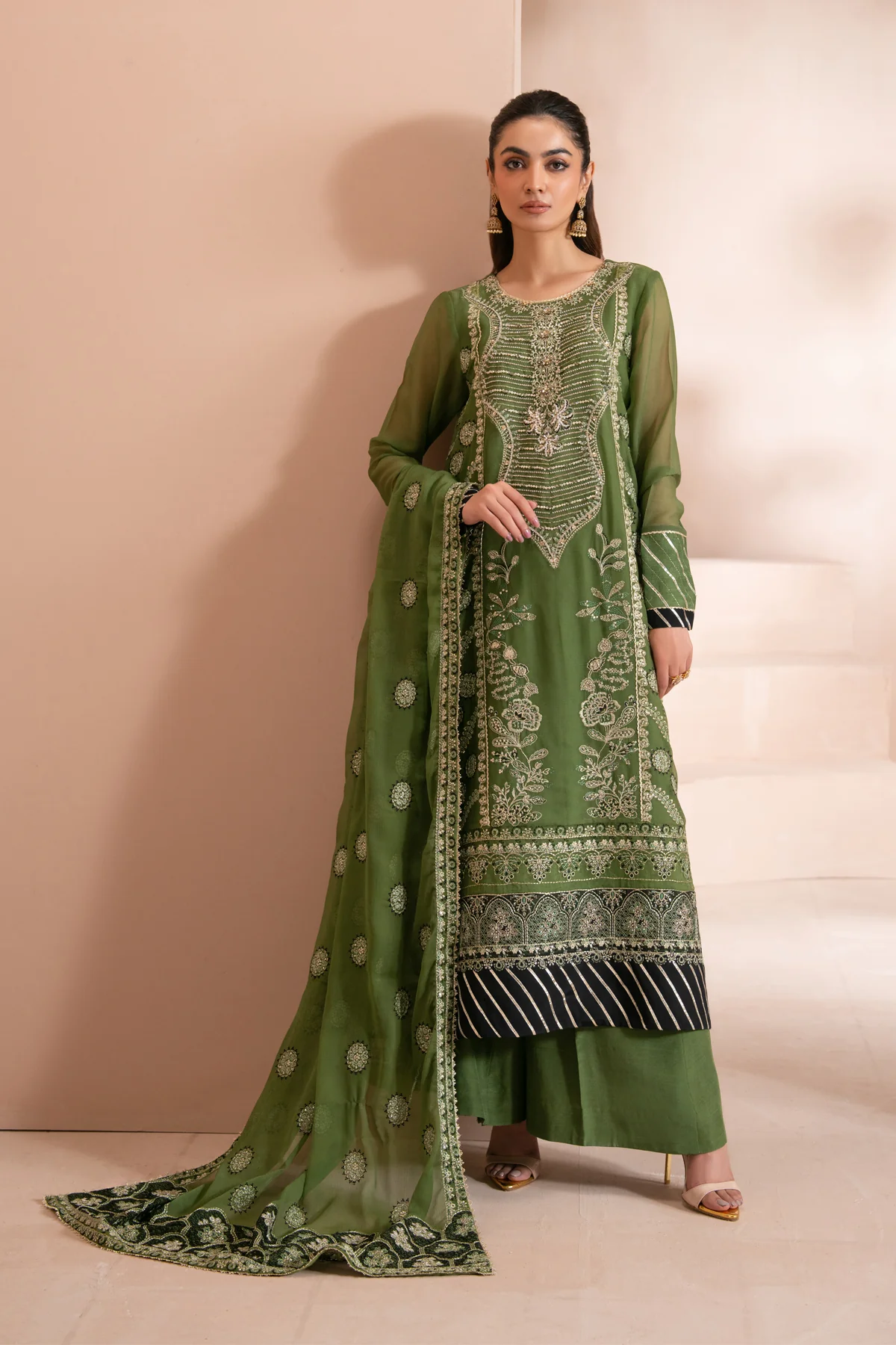NEESHA - Image 5