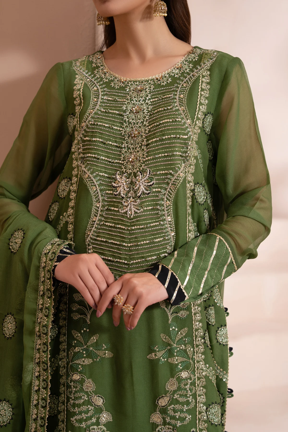 NEESHA - Image 6