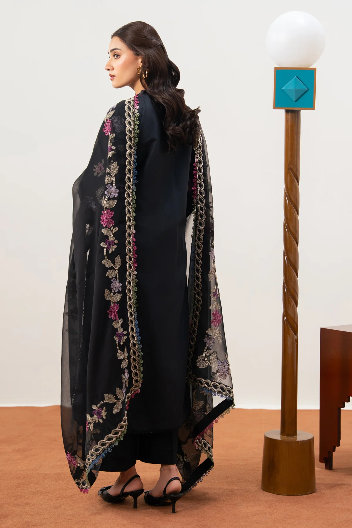 REVER BLOOM - Image 6