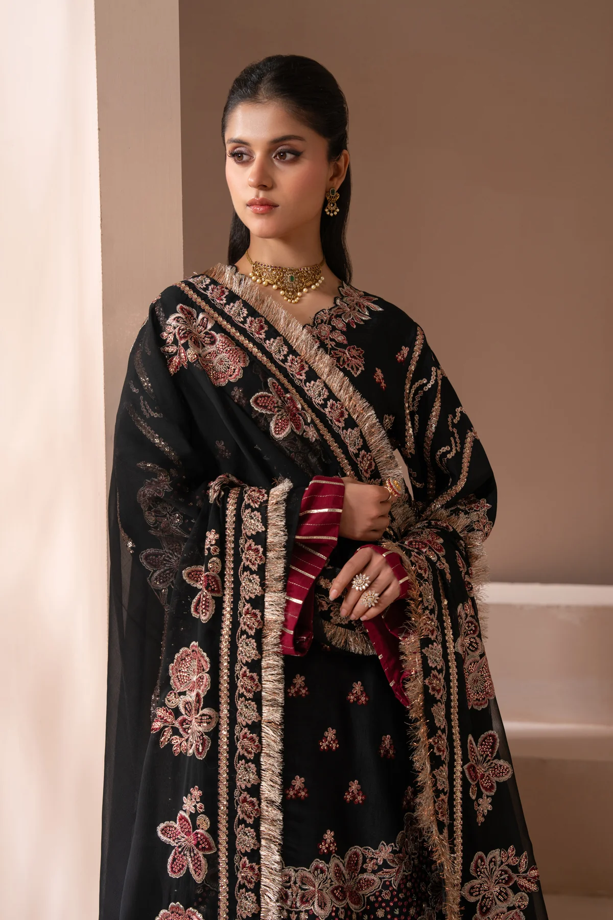 RUVINA - Image 4