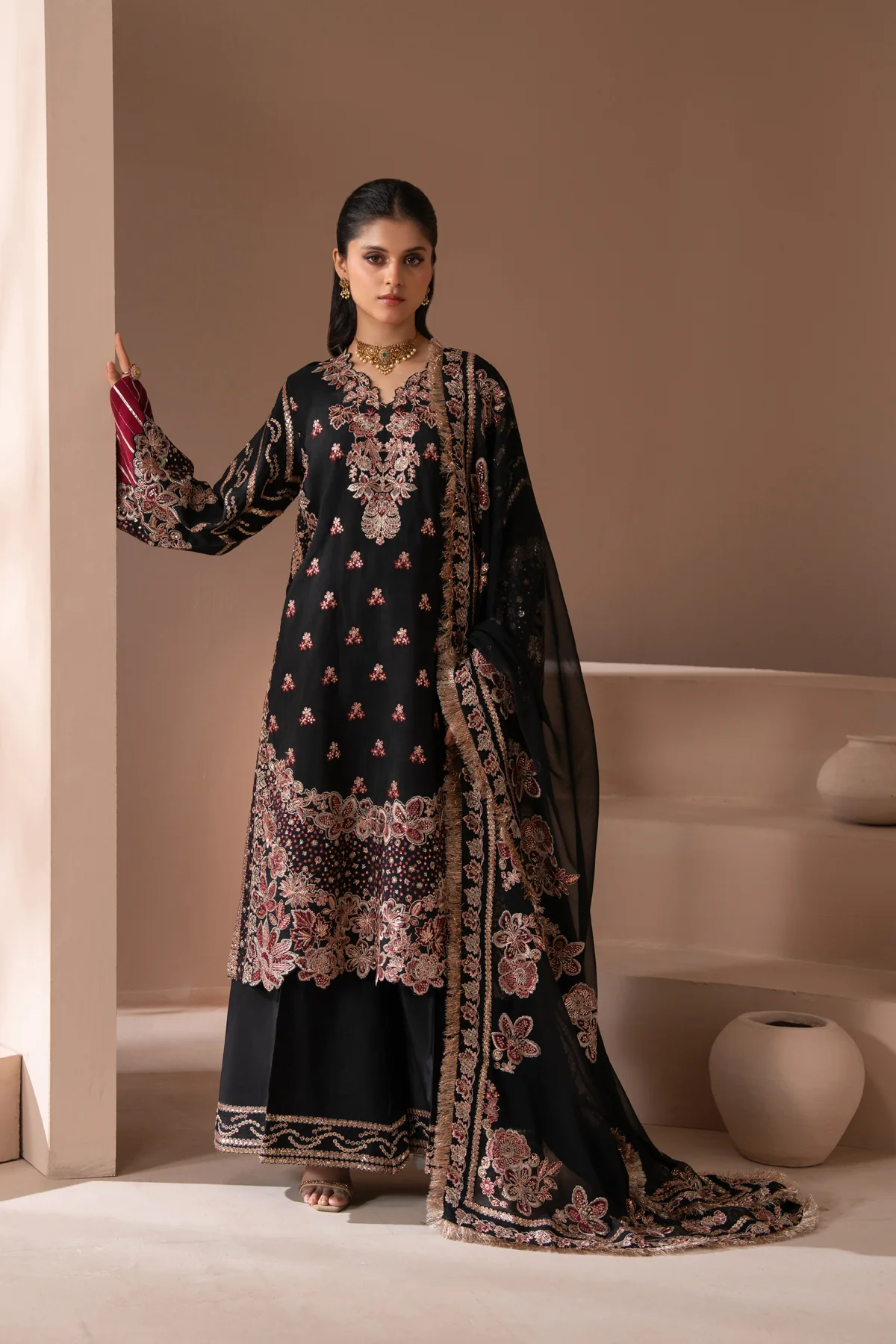 RUVINA - Image 6