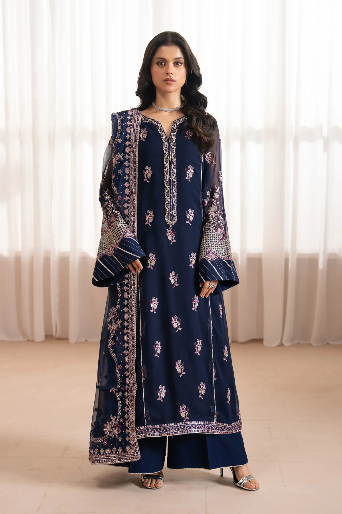 SELINEH - Image 4
