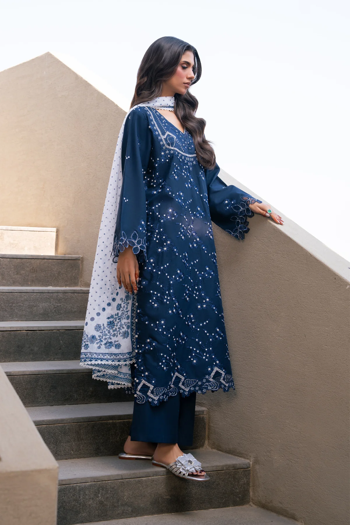 TALIA - Image 6