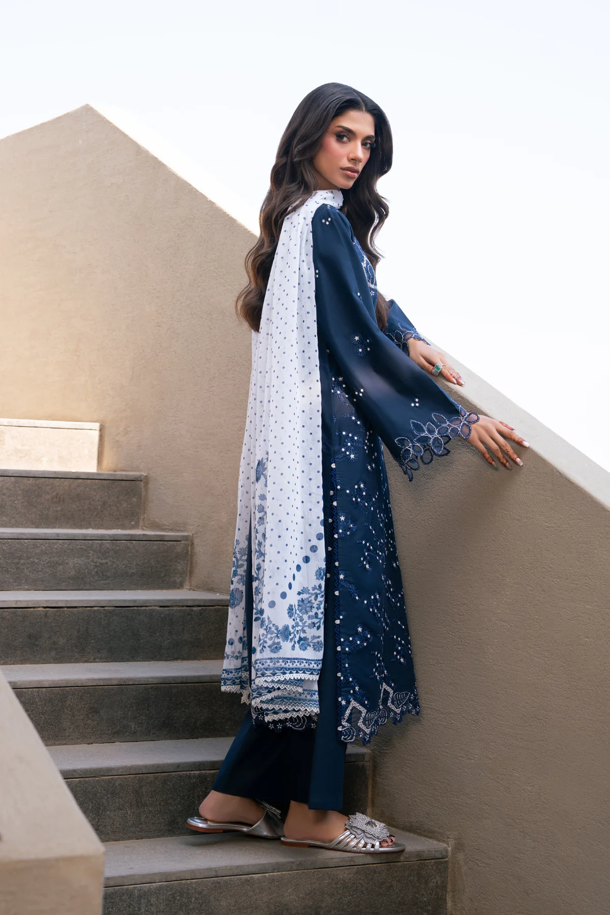 TALIA - Image 7