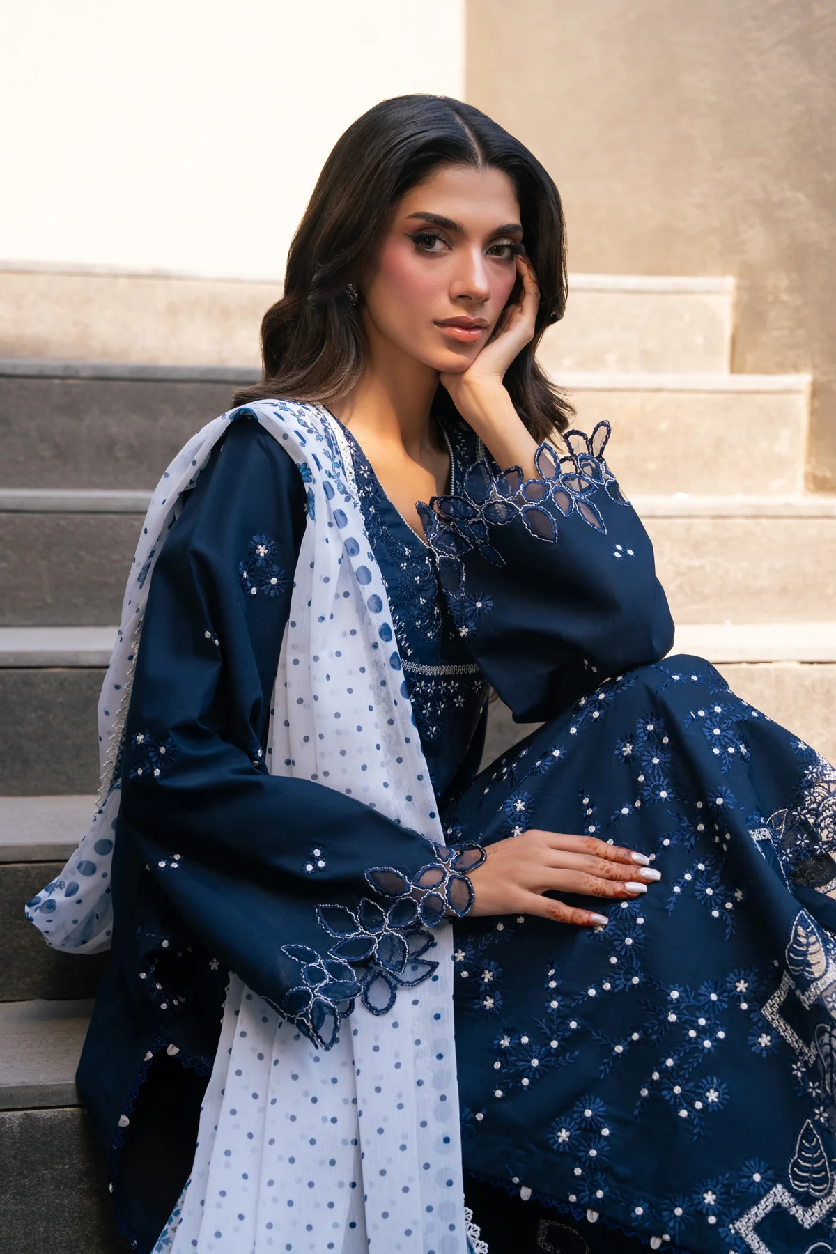 TALIA - Image 8