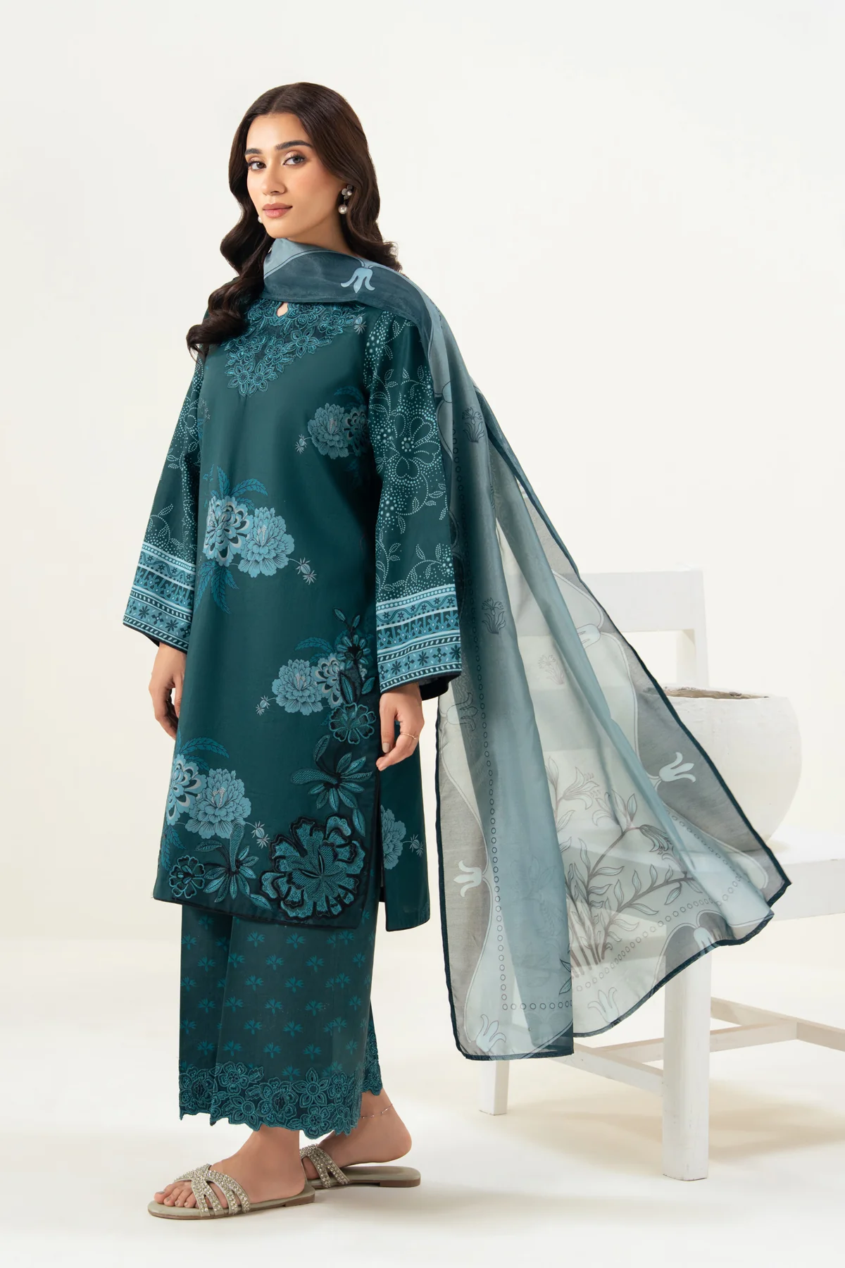 VINCII - Image 4